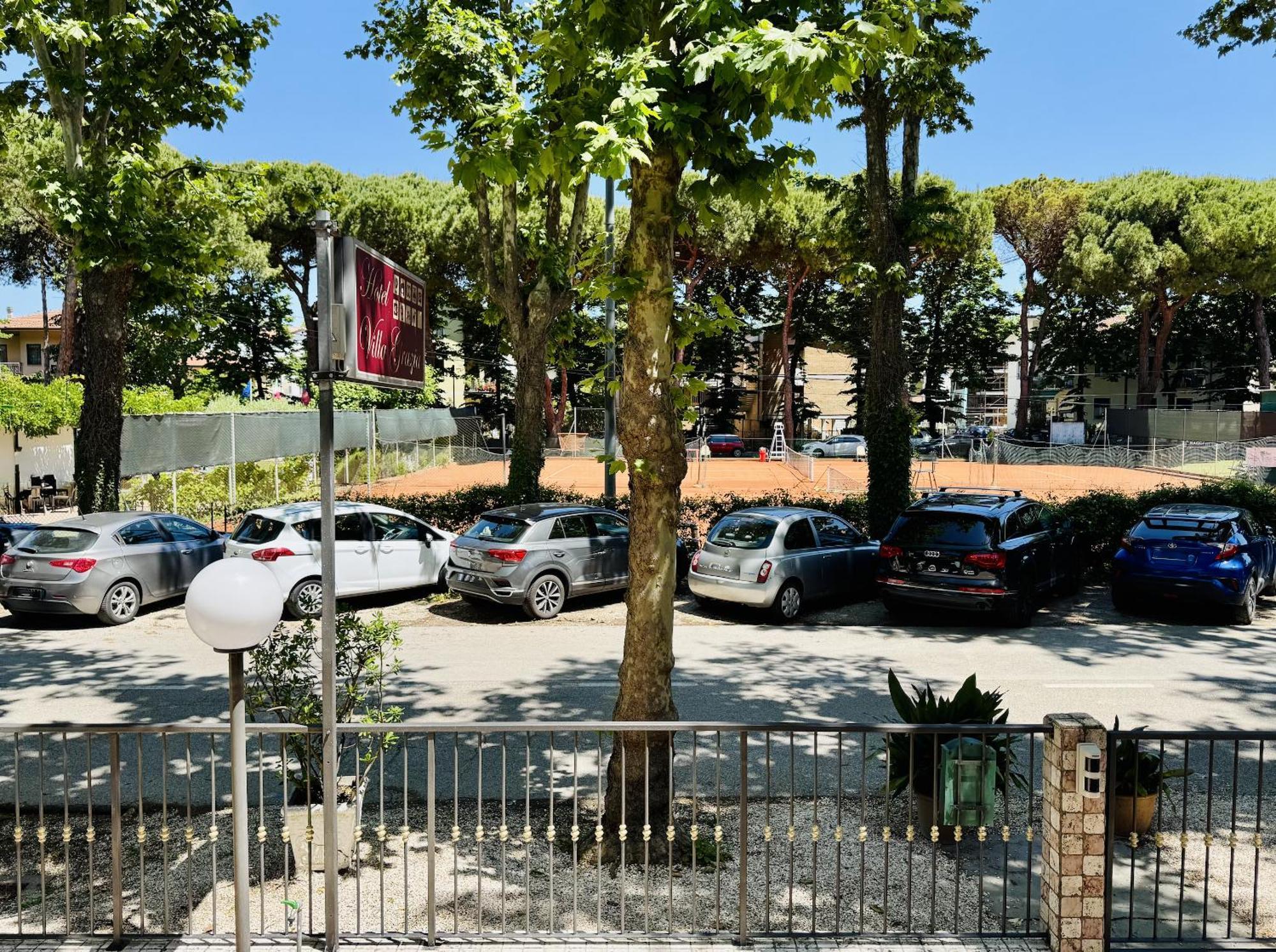 Hotel Villa Grazia เชเซนาติโก ภายนอก รูปภาพ